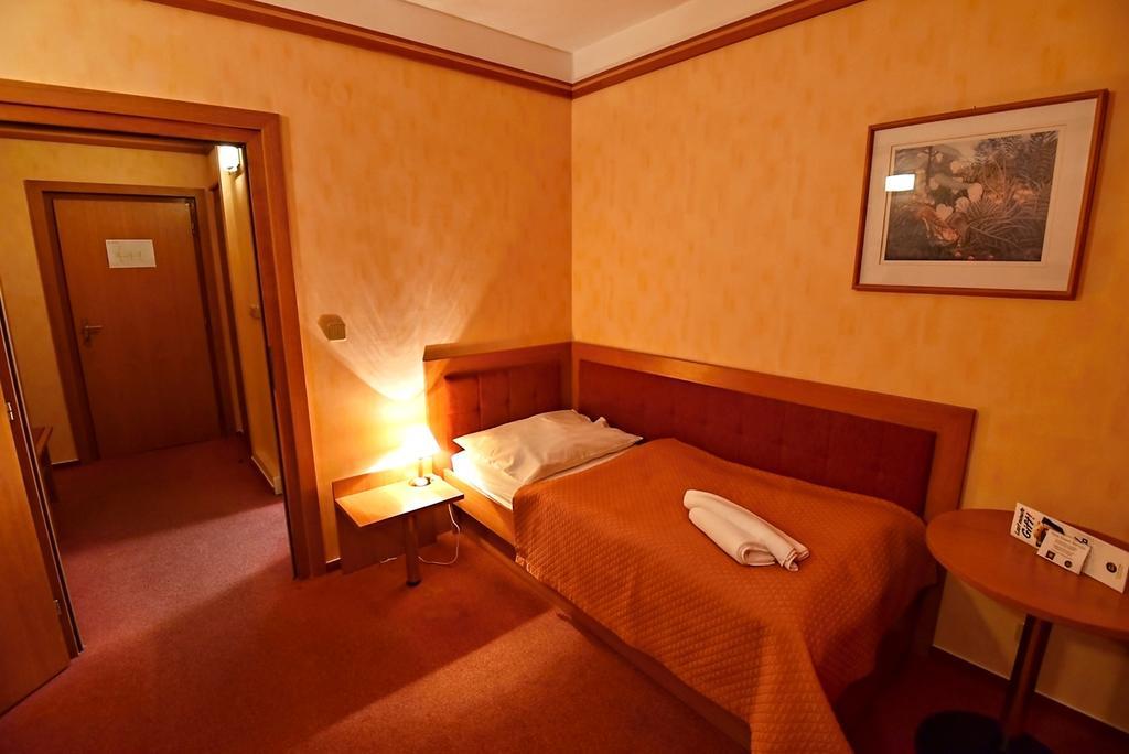 Hotel Prosper Čeladná Buitenkant foto