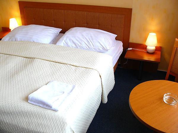 Hotel Prosper Čeladná Buitenkant foto