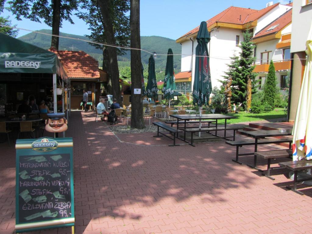 Hotel Prosper Čeladná Buitenkant foto