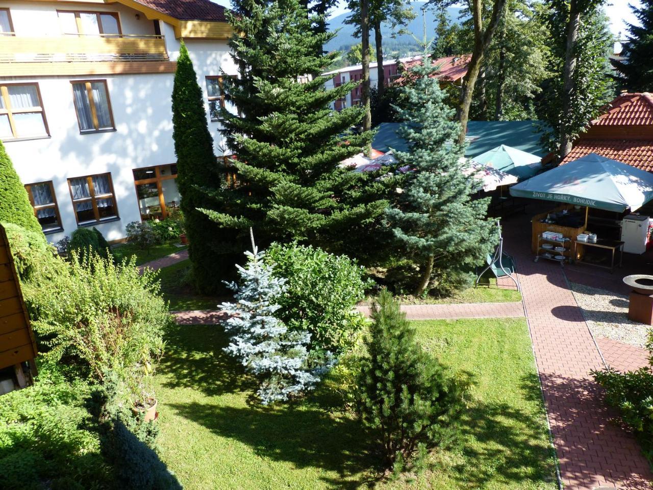 Hotel Prosper Čeladná Buitenkant foto